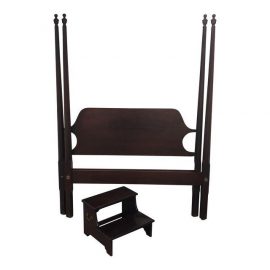 Craftique Furniture Four Pencil Post Full Size Bed