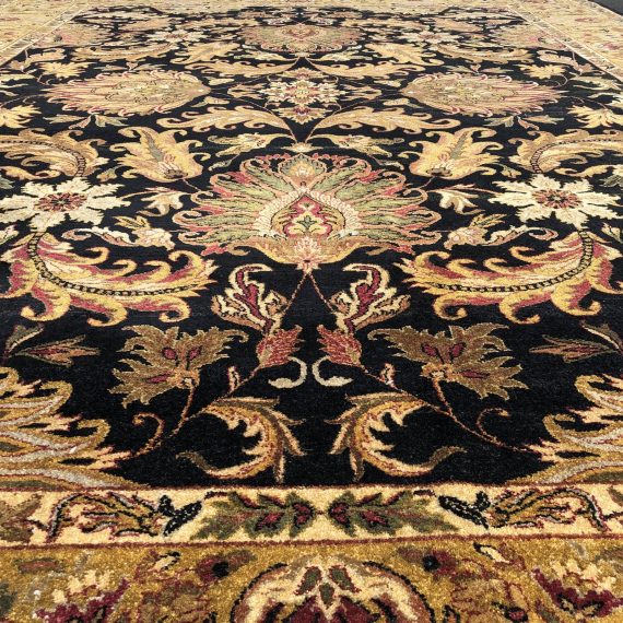 large-traditional-style-wool-area-rug-5083
