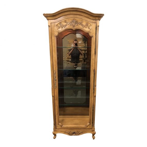 french-provincial-display-curio-cabinet-0807