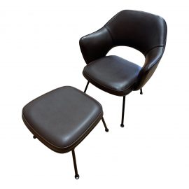 Eero Saarinen Style Executive Chair + Ottoman