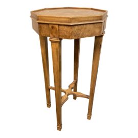 Late 20th Century Drexel Heritage Et Cetera Accent Table