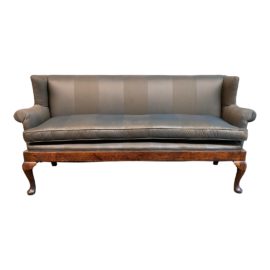Early 20th Century Queen Anne Settee/Bench