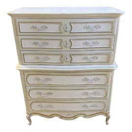 1980's Thomasville Six Drawer French Provincial Dresser