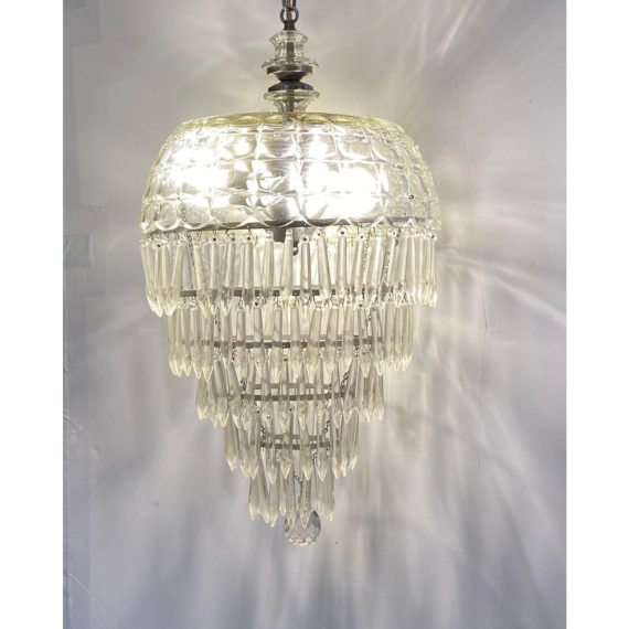 antique-crystal-teardrop-chandelier-8991