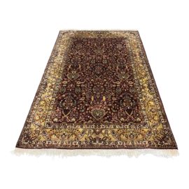 Traditional Area Rug - 5′11″ × 9′2″