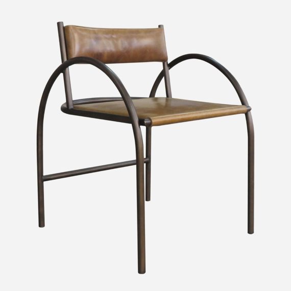 UPH-4698 LEA-ANGLE__18990.1605119073