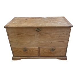 Early 20th Century Pine Blanket Storage Chest