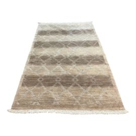Contemporary Diamond Cut Wool Area Rug - 5′1″ × 8′4″