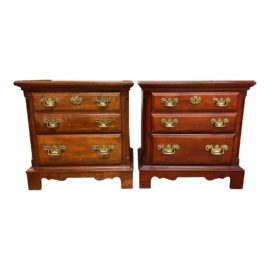 Late 20th Century Stanley Furniture Queen Anne Style Nightstands - a Pair