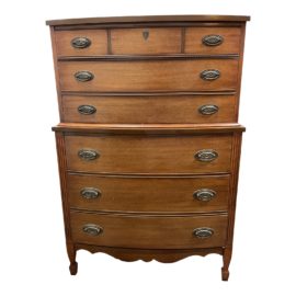 Late 20th Century Dixie Furniture Vintage Six Drawer Wood Dresser