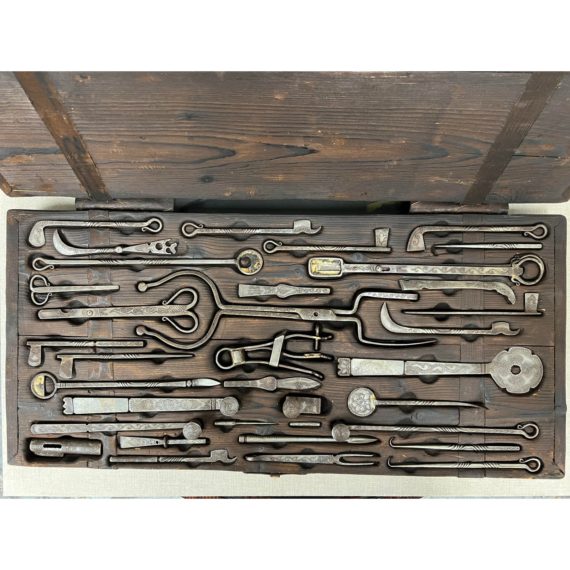 antique-surgical-neurology-medical-kit-custom-box-stand-9734