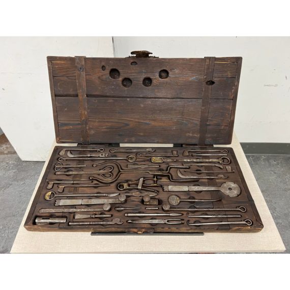 antique-surgical-neurology-medical-kit-custom-box-stand-1523