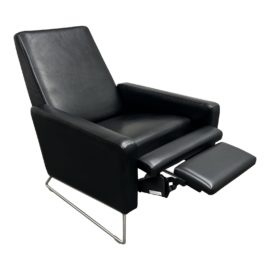 Design Within Reach Vienna Ebony Leather Flight Recliner. Original Price: $3,695