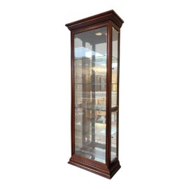 Pulaski Furniture Traditional Cherry Stain Glass Display Curio Cabinet