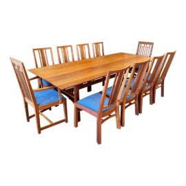 Thomas Moser American Bungalow Dining Table + 10 Chairs Set. Original Price: $22,000