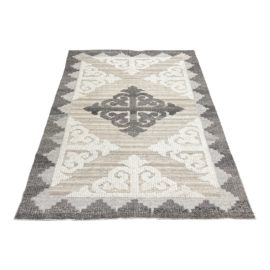 Safavieh Kenya Damask Area Rug - 5′4″ × 8′