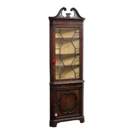 Antique Georgian Corner Corner Cabinet
