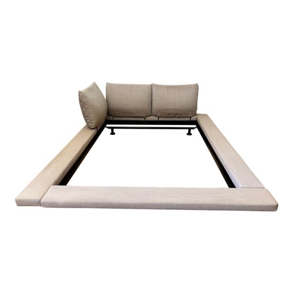 queen-size-ligne-roset-peter-maly-2-bed-frame-5109