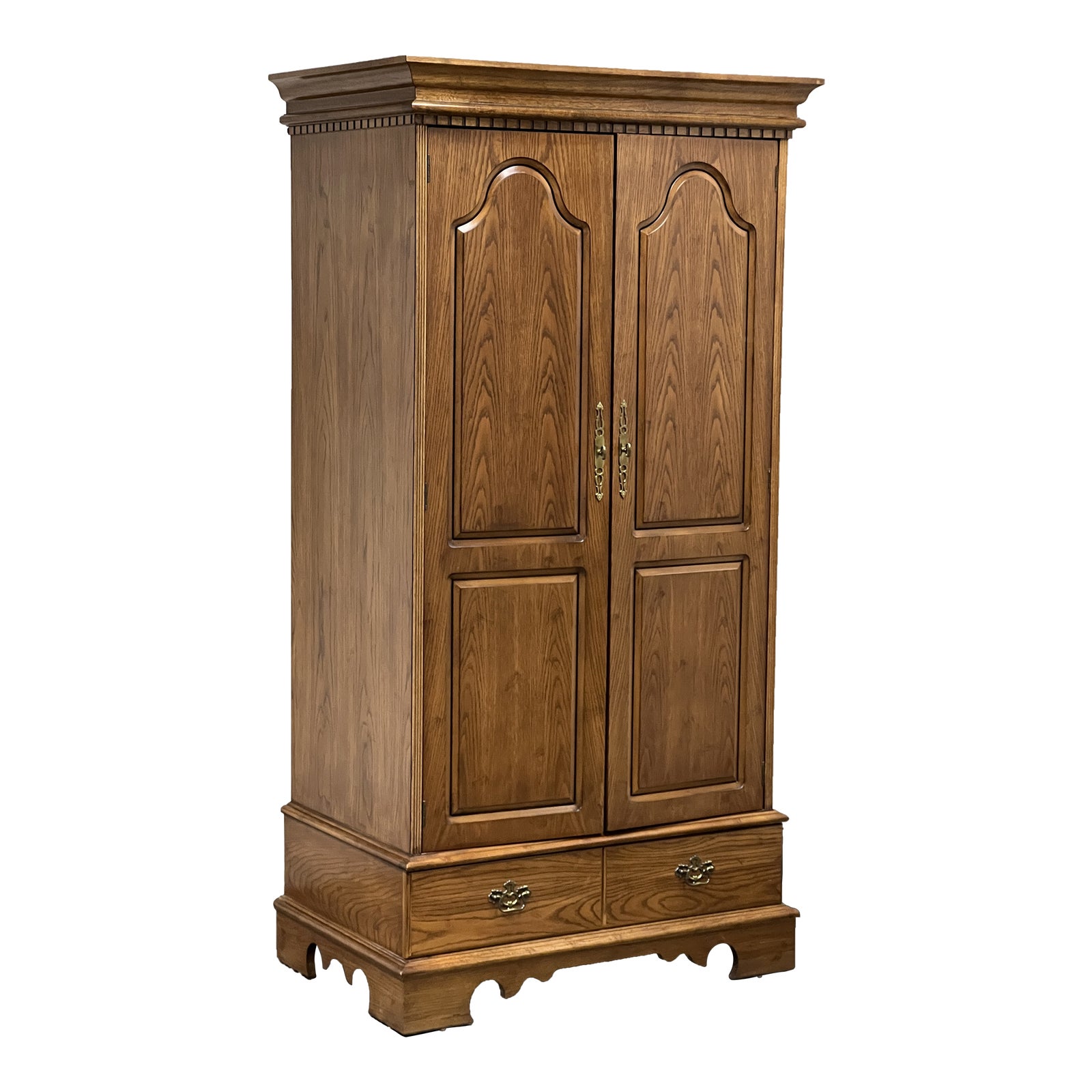 Vintage Lane Furniture Cedar Lined Wardrobe - Design Plus Gallery, image size:1600x1600