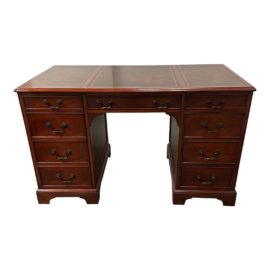 Vintage Sligh Furniture Mahogany Carved Writing Desk With Toiled Leather Pads