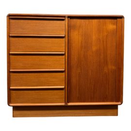 Kibaek Mobelfabrik Mid Century Danish Gentleman's Chest