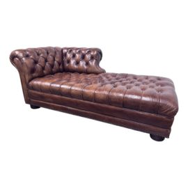 Coup d'Etat Leather Tufted Chesterfield Chaise