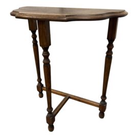 Vintage Scallop Edged Entry Way Console Table