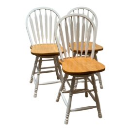 Traditional Windsor Style Swivel Counter Stools, Set of Three
