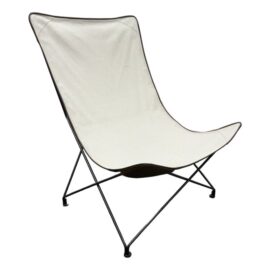 NEW Rodolfo Dordoni for Roda Lawrence 390 Lounge Armchair. Original Price: $2,280