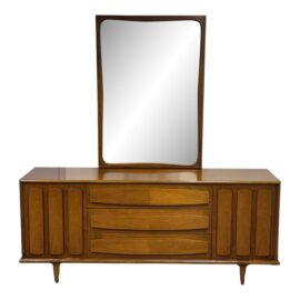 Mid 20th Century American of Martinsville Dresser With Mirror, Set