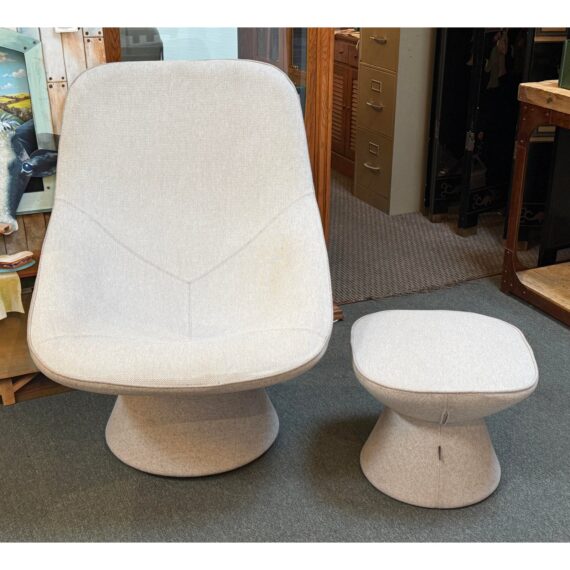 luca-nichetto-for-artifort-pala-swivel-chair-ottoman-set-8500