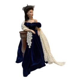 Circa 1998 Franklin Mint "Scarlett's Portrait" Doll