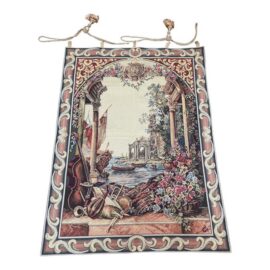 Arazzo Hanging Tapestry With Golden Rope Coils