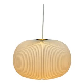 NEW Takagi & Homstvedt for Le Klint Lamella Pendant No. 1. Original Price: $1,480