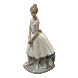 Francisco Catalá for Lladró Ballet Pose Porcelain Figurine, Signed