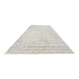 12ft 8in X 19ft 9in Decorator's Best Greek Key Merino Wool Area Rug. Estimated Price: $6,000