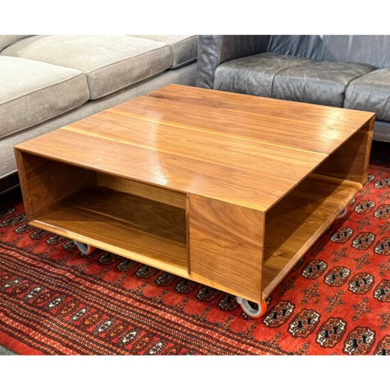 wes-kryznowski-for-wendy-kohn-design-readytoroll-coffee-table-6535