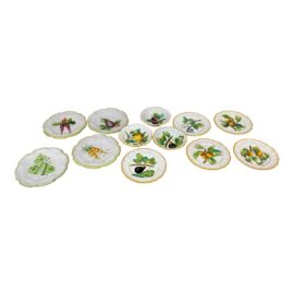 Mid 20th Century Italian Earthenware, Set of Twelve