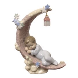 Antonio Ramos for Lladró Heavenly Slumber Boy Porcelain Figurine. Original Price: $455