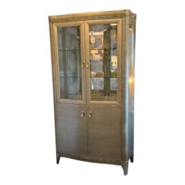 Sofia Vergara La Reina Lighted Curio Cabinet