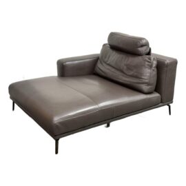 Nicoline Italia Strauss Leather Chaise. Original Price: $4,500