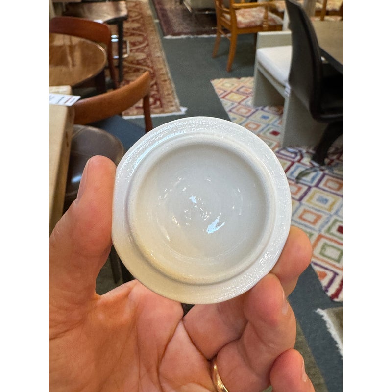 Mottahedeh Museum Reproductions “Musée Des Arts” Pot De Crème Cups
