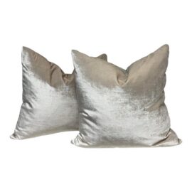NEW Eastern Accents Studio 773 Geode Velvet Decorative Pillows, Pair. Original Price: $320