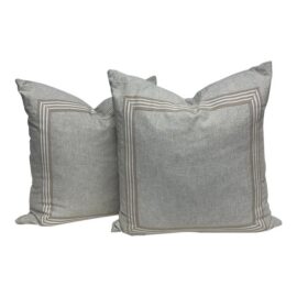 NEW Thom Filicia Home Collection Striped Border Decorative Pillows, Pair. Original Price: $350