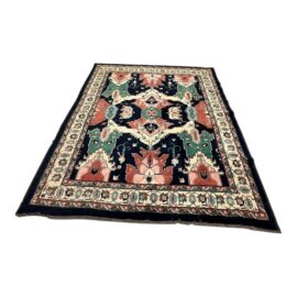 6ft 8in × 8ft Heriz Floral Medallion Area Rug